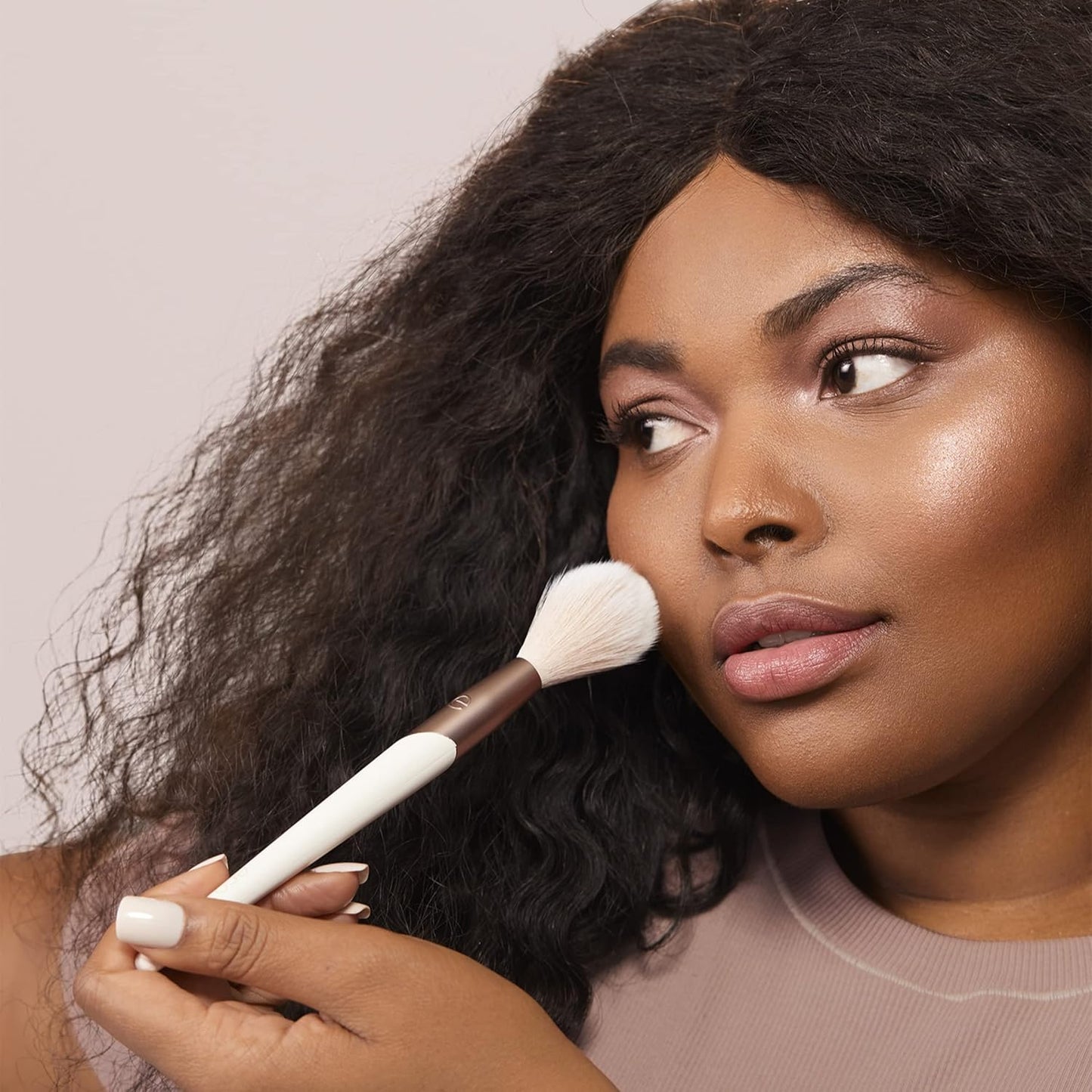 Luxe Soft Highlighter Makeup Face Powder Brush, Sheer, Luminous Glow, Premium Quality Makeup Brush, Ultra Soft, Synthetic Bristles, Eco Friendly Face Brush, Cruelty-Free, 1 Count